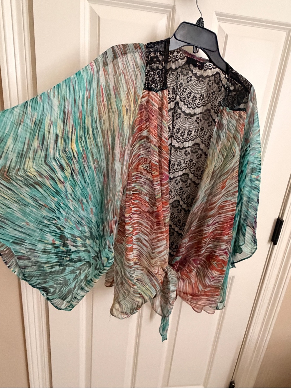 Ryu Multicolor Tie-Front Lace-Trim Kimono Shrug